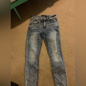 Indigo Rein woman’s skinny jeans